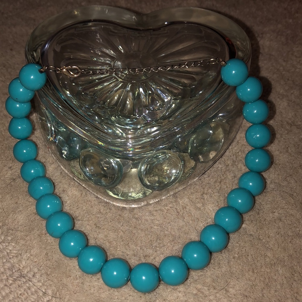 Teal accessory necklace. Lobster clasp